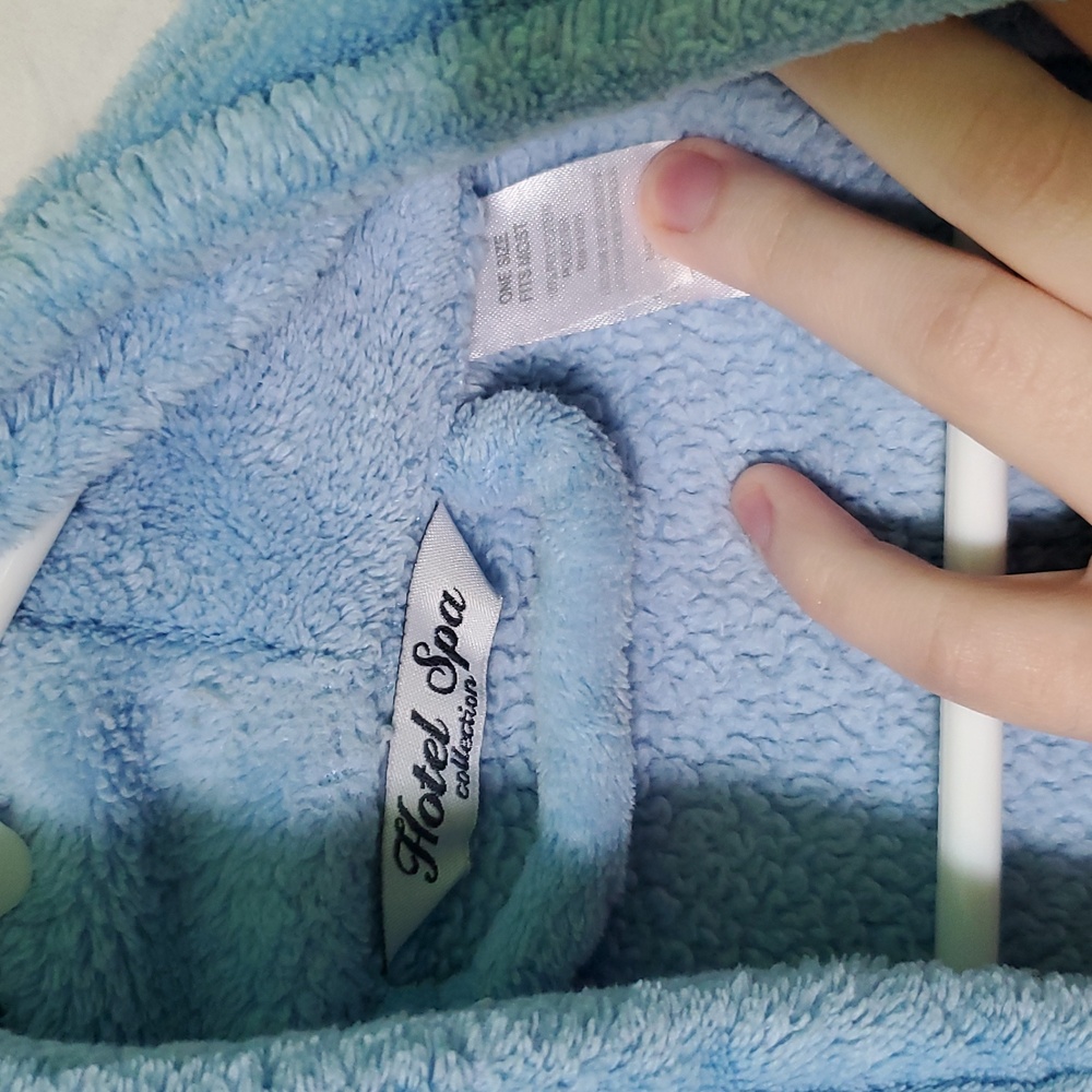 Hotel Spa Collection Robe - Picture 5 of 7